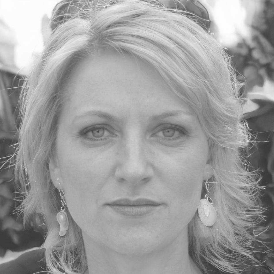 Portrait de Margaux Delacroix, formatrice en analyse financière